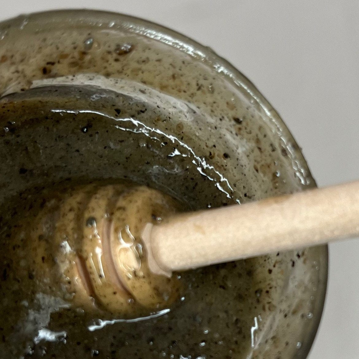Miel à la nigelle de fleurs de Bosnie